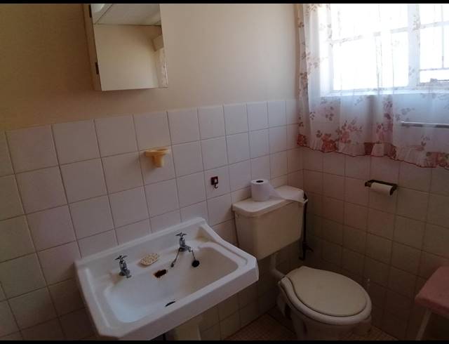 3 BEDROOM FREEHOLD SOLD IN STILFONTEIN EXT 1